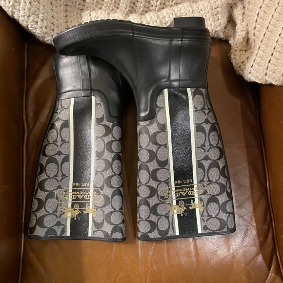AUTHENTIC Coach Black Rain Boots Size 7 PERFECT condition - Picture 8 of 10